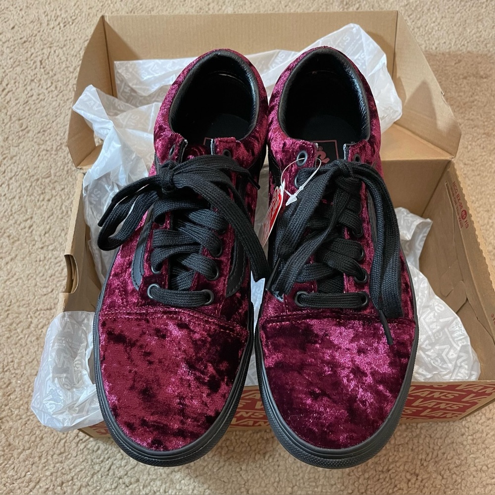 Vans Crushed Velvet Old Skool Platform Sneakers 8 New